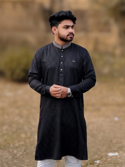 ريبيل Exclusive Black